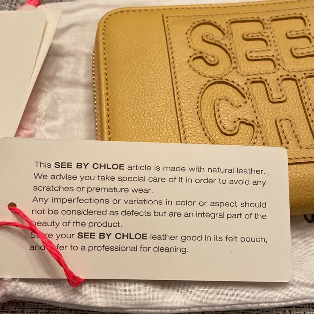 See by Chloe long Wallet wristlet Mustard color NWT zipper closure - Picture 4 of 11
